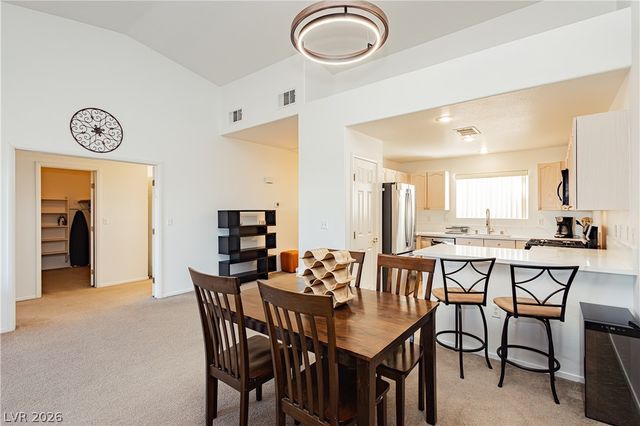 424 Pine Haven Street 203, Las Vegas, NV 89144