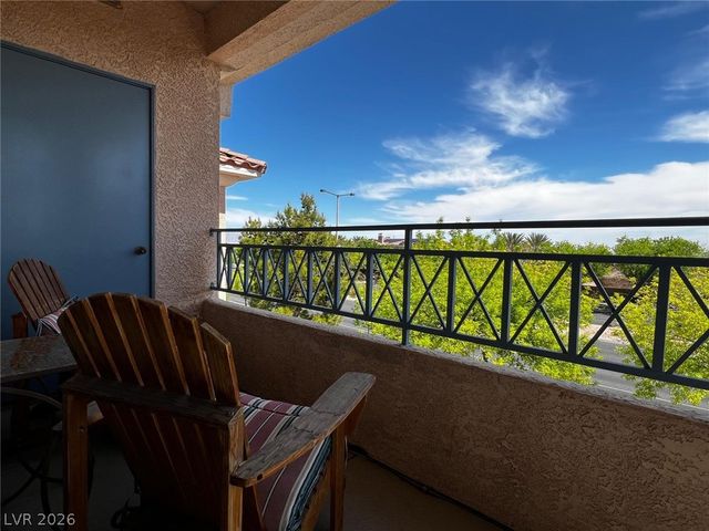424 Pine Haven Street 203, Las Vegas, NV 89144
