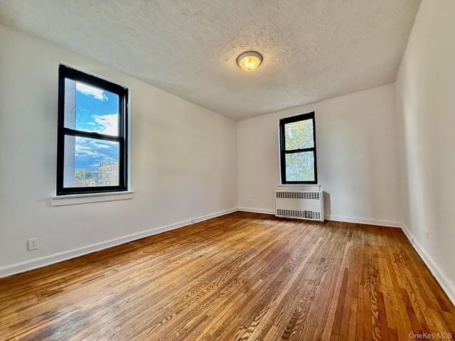 112-24 Northern Boulevard 3G, Corona, NY 11368