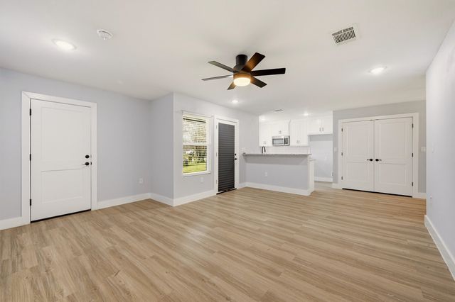 1523 W Bond Street, Denison, TX 75020