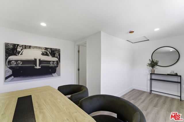 6018 S Harcourt Avenue, Los Angeles, CA 90043