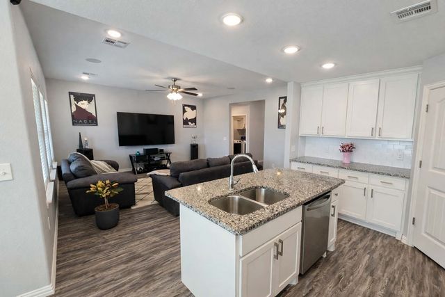 100 Midway Meadows, Pottsboro, TX 75076