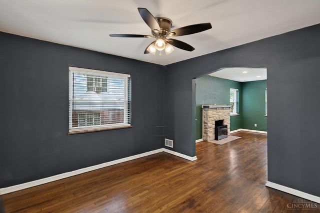 5065 Western Hills Ave, Cincinnati, OH 45238