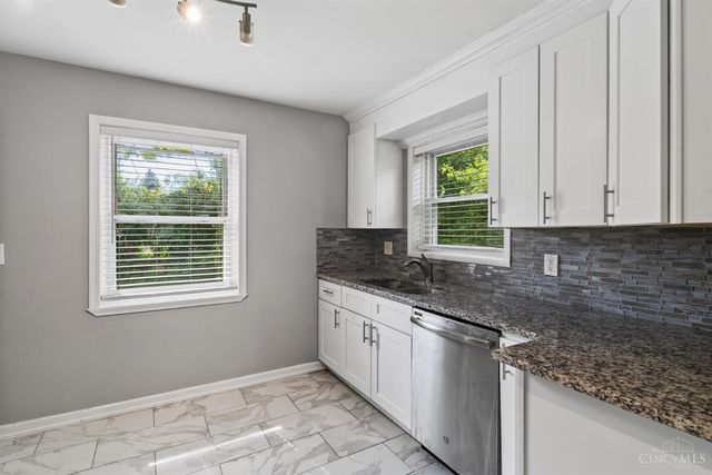 5065 Western Hills Ave, Cincinnati, OH 45238