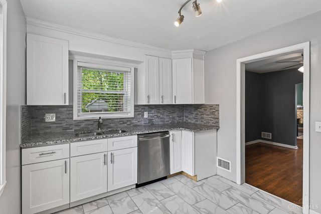 5065 Western Hills Ave, Cincinnati, OH 45238