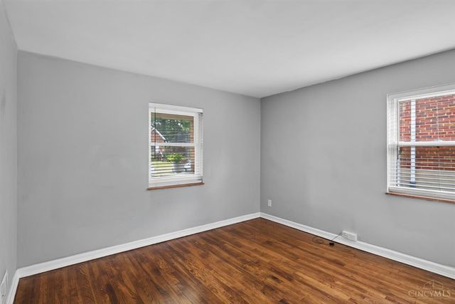 5065 Western Hills Ave, Cincinnati, OH 45238