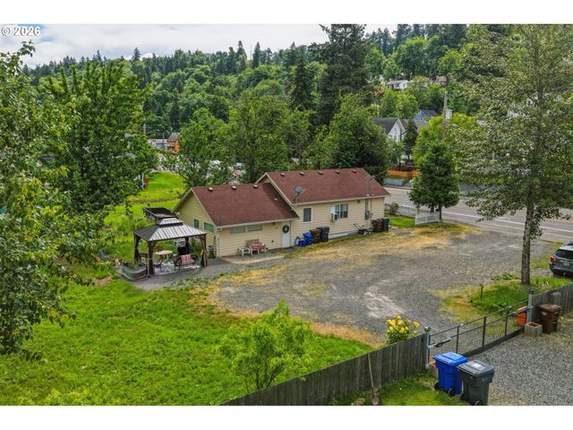 715 S MCLOUGHLIN Blvd, Oregon City, OR 97045
