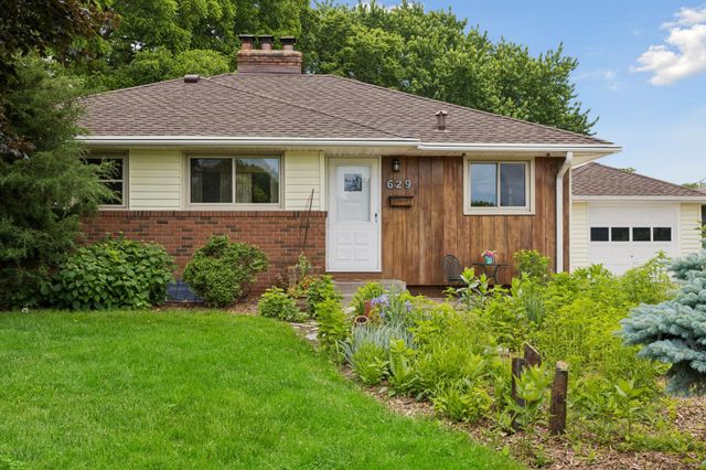629 5th Avenue S, Hopkins, MN 55343