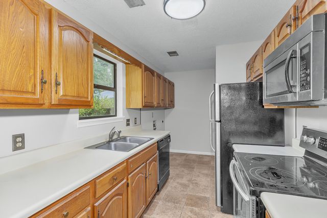 15 Mockingbird Lane, North Augusta, SC 29841