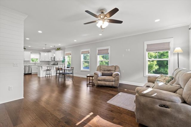 359 Maple Way, Ringgold, GA 30736