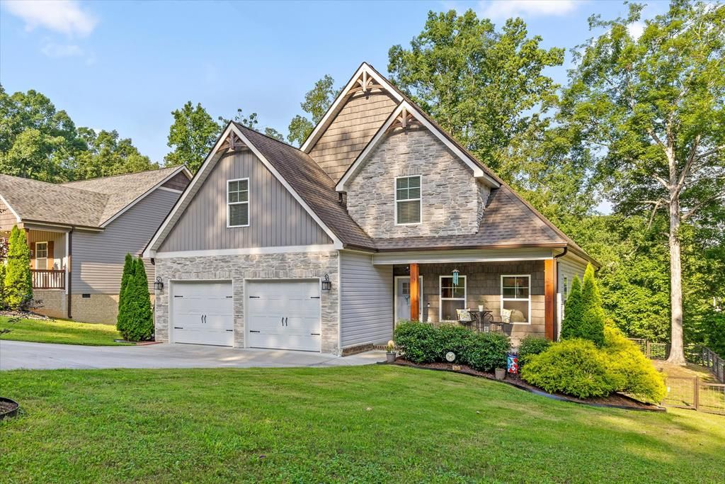 359 Maple Way, Ringgold, GA 30736