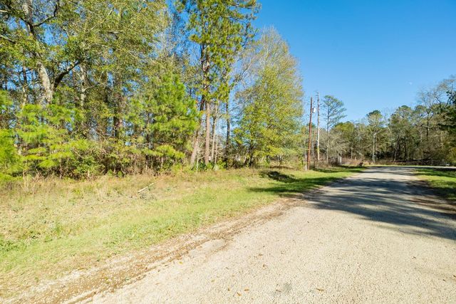 1928 County Road 3434 N, Cleveland, TX 77327