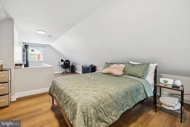 204 WOODPECKER LN, Mount Holly, NJ 08060