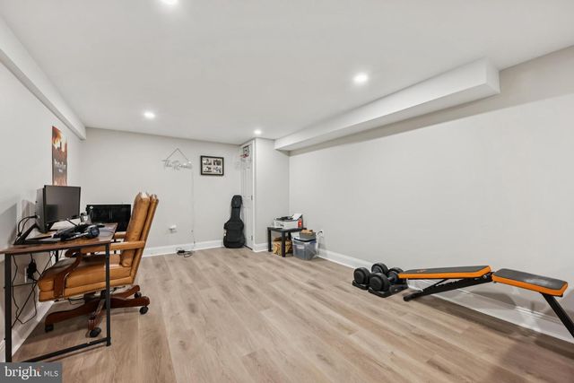 204 WOODPECKER LN, Mount Holly, NJ 08060