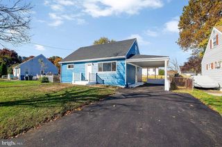 204 WOODPECKER LN, Mount Holly, NJ 08060