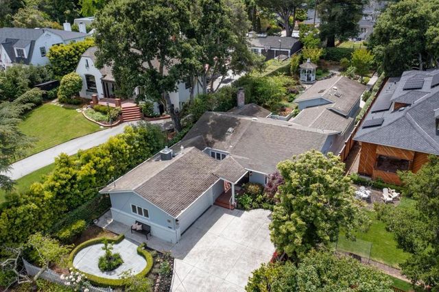 165 Pepper Avenue, Burlingame, CA 94010