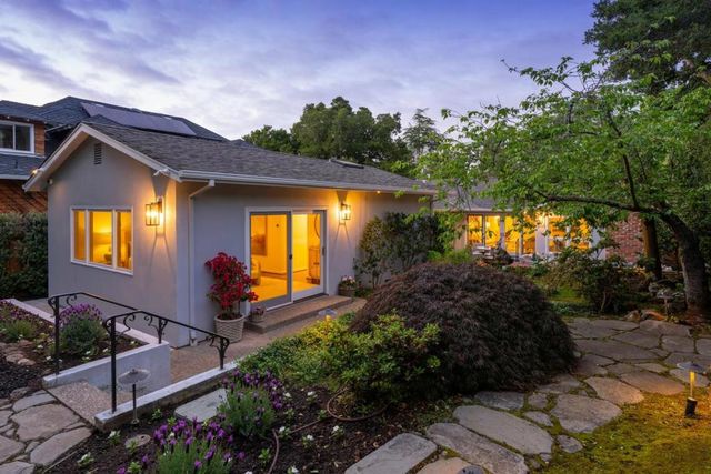 165 Pepper Avenue, Burlingame, CA 94010