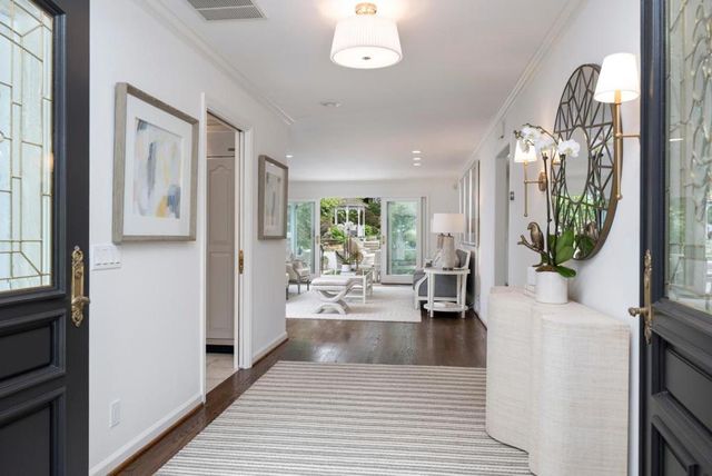 165 Pepper Avenue, Burlingame, CA 94010