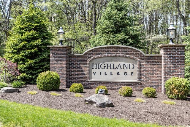 133 Village Drive, Cranberry Twp, PA 16066