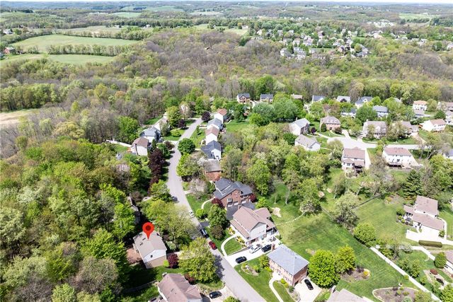 133 Village Drive, Cranberry Twp, PA 16066
