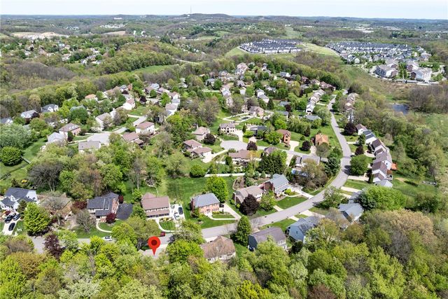 133 Village Drive, Cranberry Twp, PA 16066