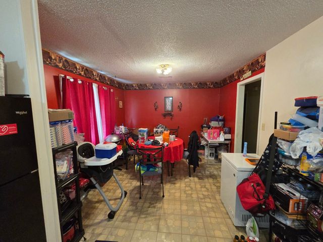 899 W RAINES RD W, Memphis, TN 38109