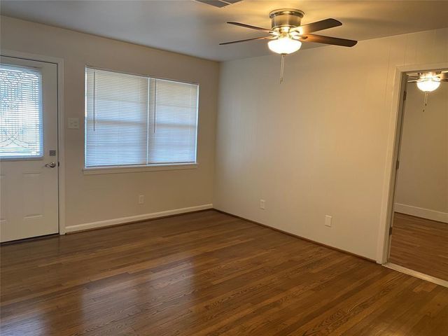 1938 Coulcrest Drive, Houston, TX 77055