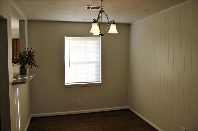 1938 Coulcrest Drive, Houston, TX 77055