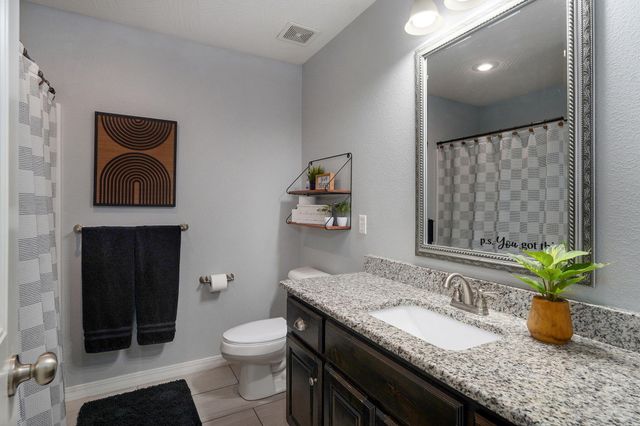 5390 S Oxynard Street, Springfield, MO 65810