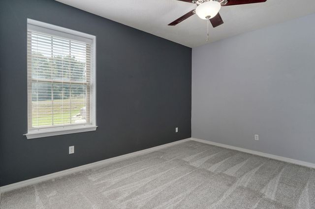 5390 S Oxynard Street, Springfield, MO 65810