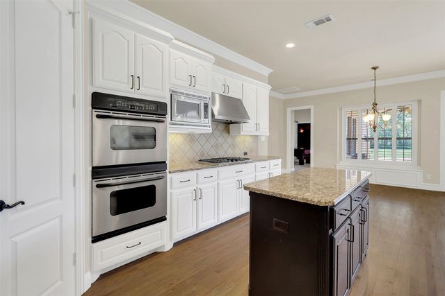 85 Stone Hinge Drive, Fairview, TX 75069