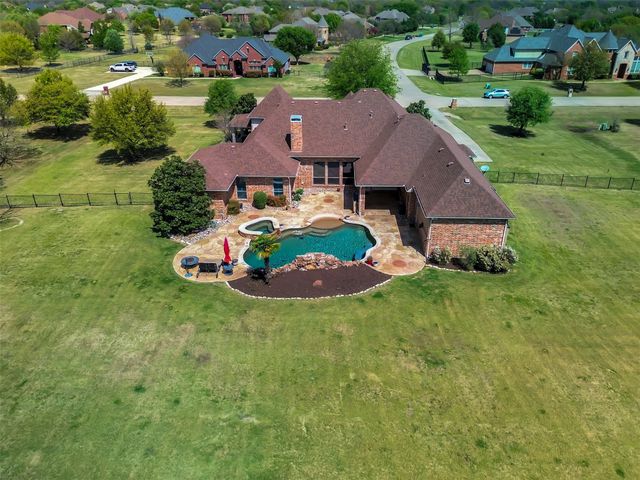 85 Stone Hinge Drive, Fairview, TX 75069