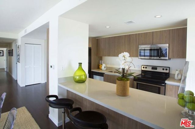 3460 W 7th Street 1008, Los Angeles, CA 90005