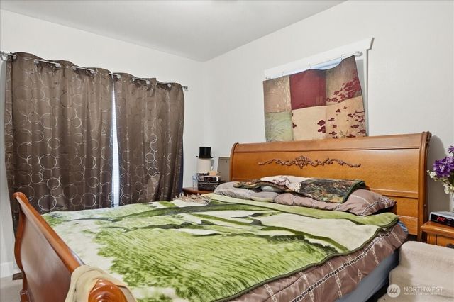 4518 S J Street, Tacoma, WA 98418