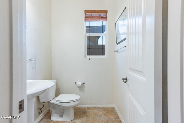 27117 Eden Court, Santa Clarita, CA 91350