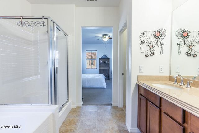 27117 Eden Court, Santa Clarita, CA 91350