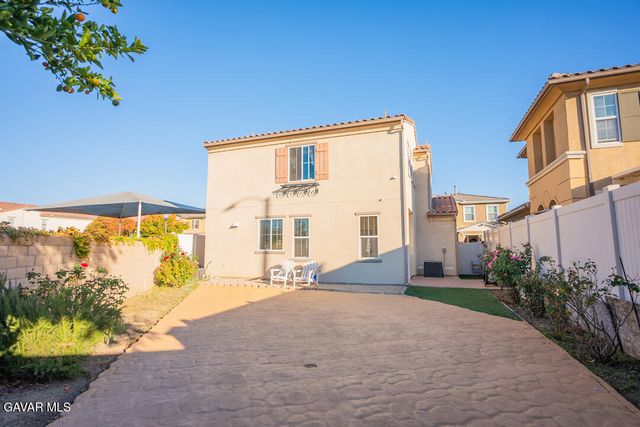 27117 Eden Court, Santa Clarita, CA 91350