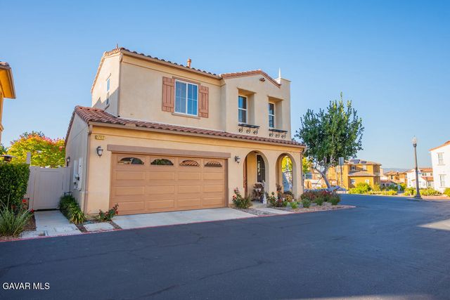 27117 Eden Court, Santa Clarita, CA 91350