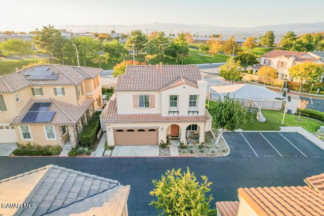 27117 Eden Court, Santa Clarita, CA 91350