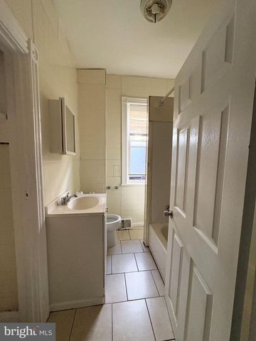 233 N CREIGHTON ST, Philadelphia, PA 19139
