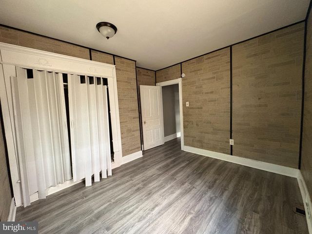 233 N CREIGHTON ST, Philadelphia, PA 19139