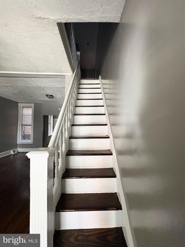 233 N CREIGHTON ST, Philadelphia, PA 19139