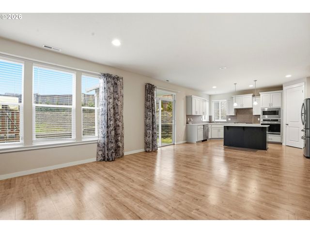 11788 Se HORSE TAIL FALLS Way, Happy Valley, OR 97086