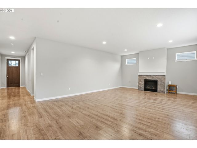 11788 Se HORSE TAIL FALLS Way, Happy Valley, OR 97086