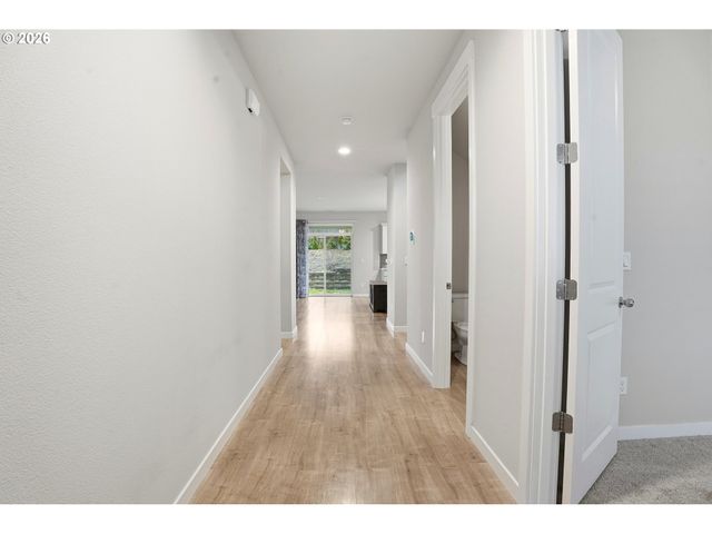 11788 Se HORSE TAIL FALLS Way, Happy Valley, OR 97086