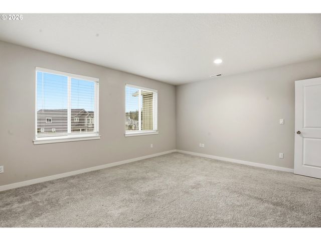 11788 Se HORSE TAIL FALLS Way, Happy Valley, OR 97086