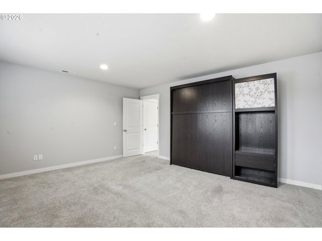 11788 Se HORSE TAIL FALLS Way, Happy Valley, OR 97086