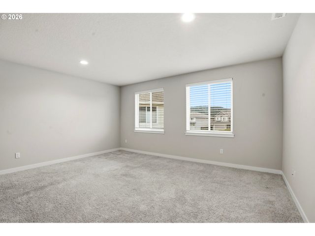 11788 Se HORSE TAIL FALLS Way, Happy Valley, OR 97086