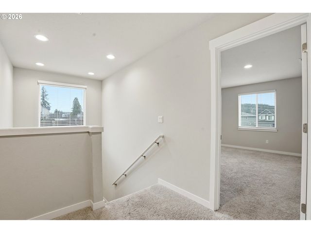 11788 Se HORSE TAIL FALLS Way, Happy Valley, OR 97086