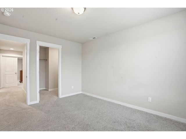 11788 Se HORSE TAIL FALLS Way, Happy Valley, OR 97086